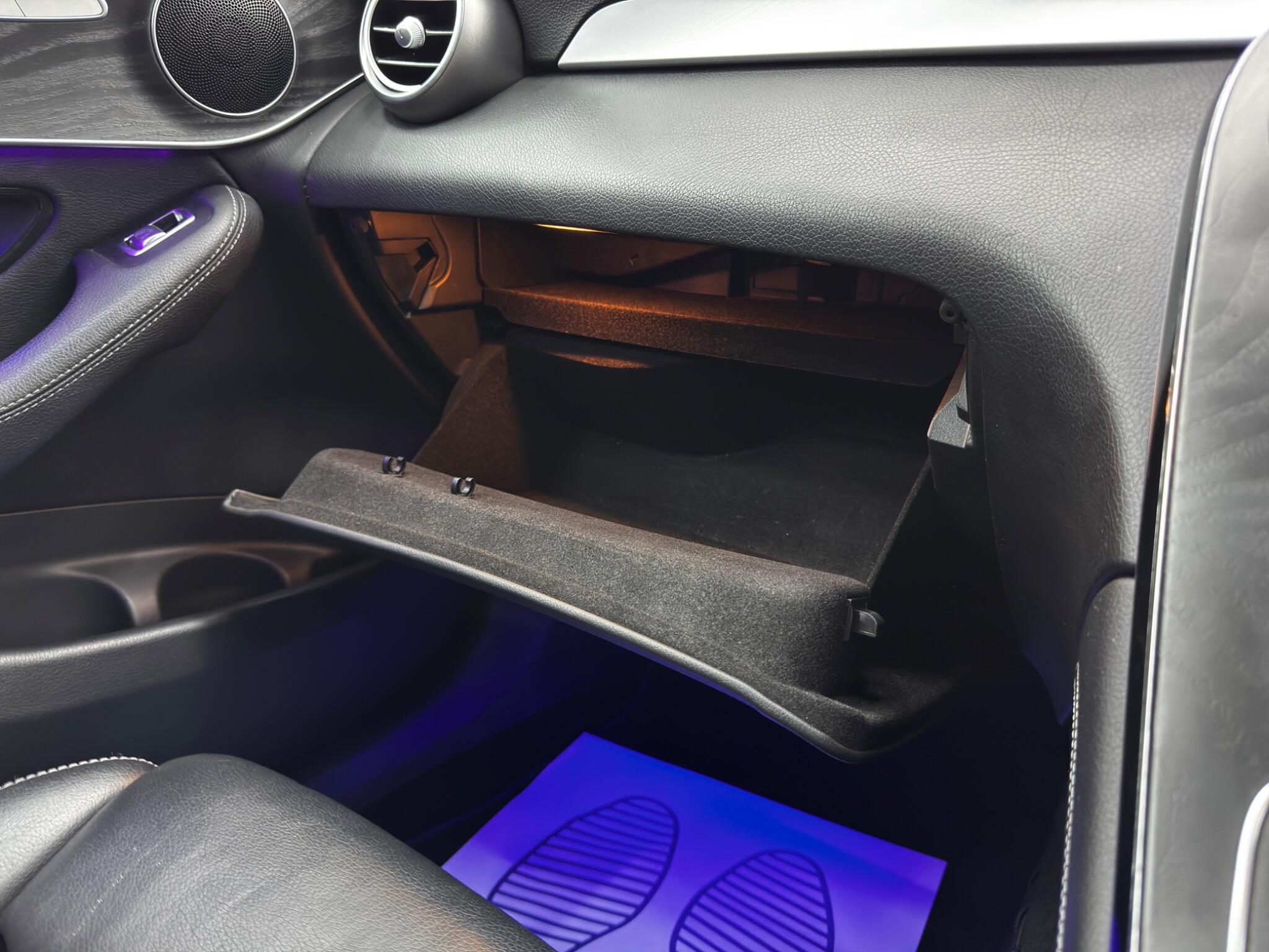 Mercedes-Benz GLC view 40