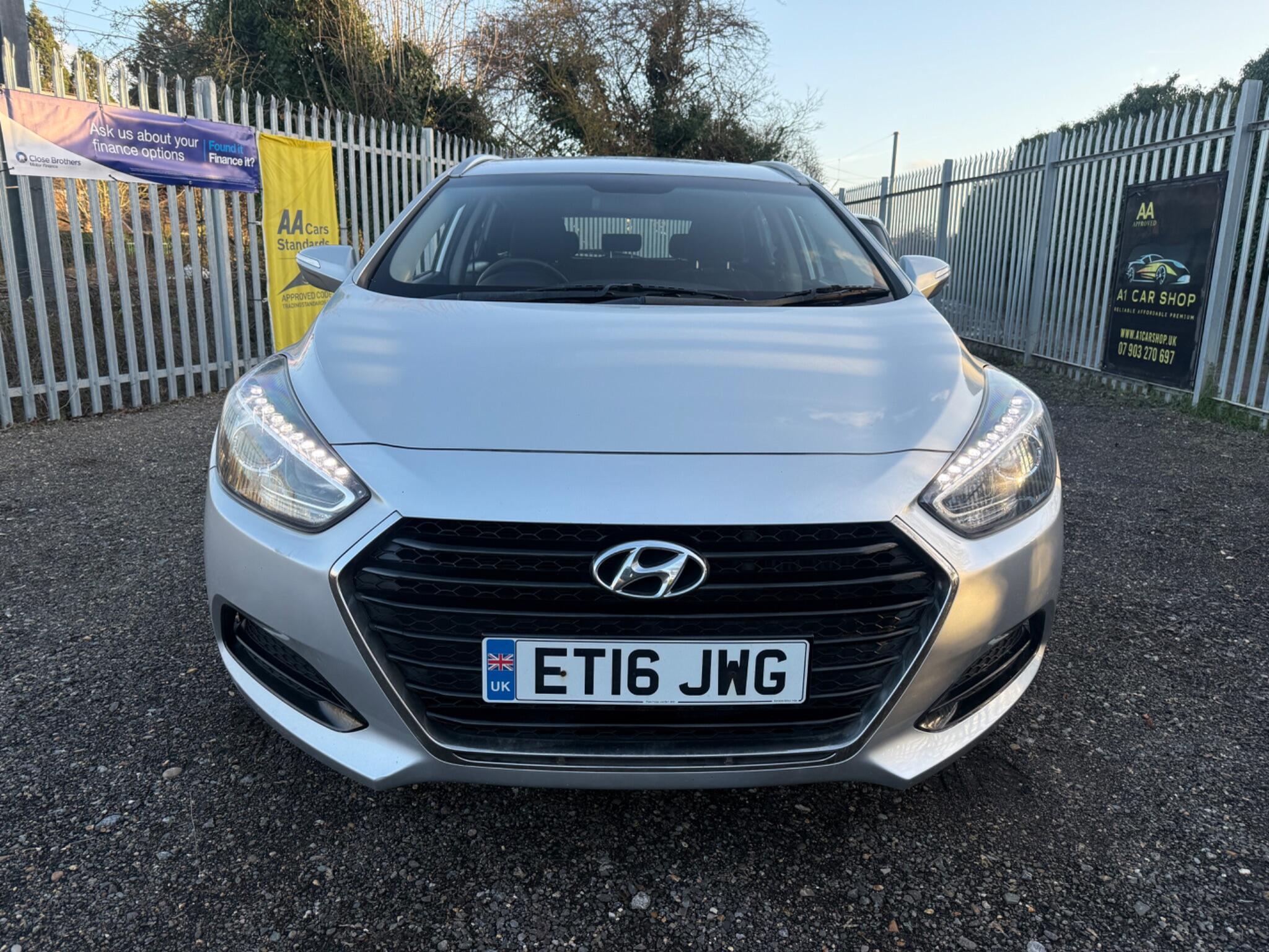2015 Hyundai i40 image 3