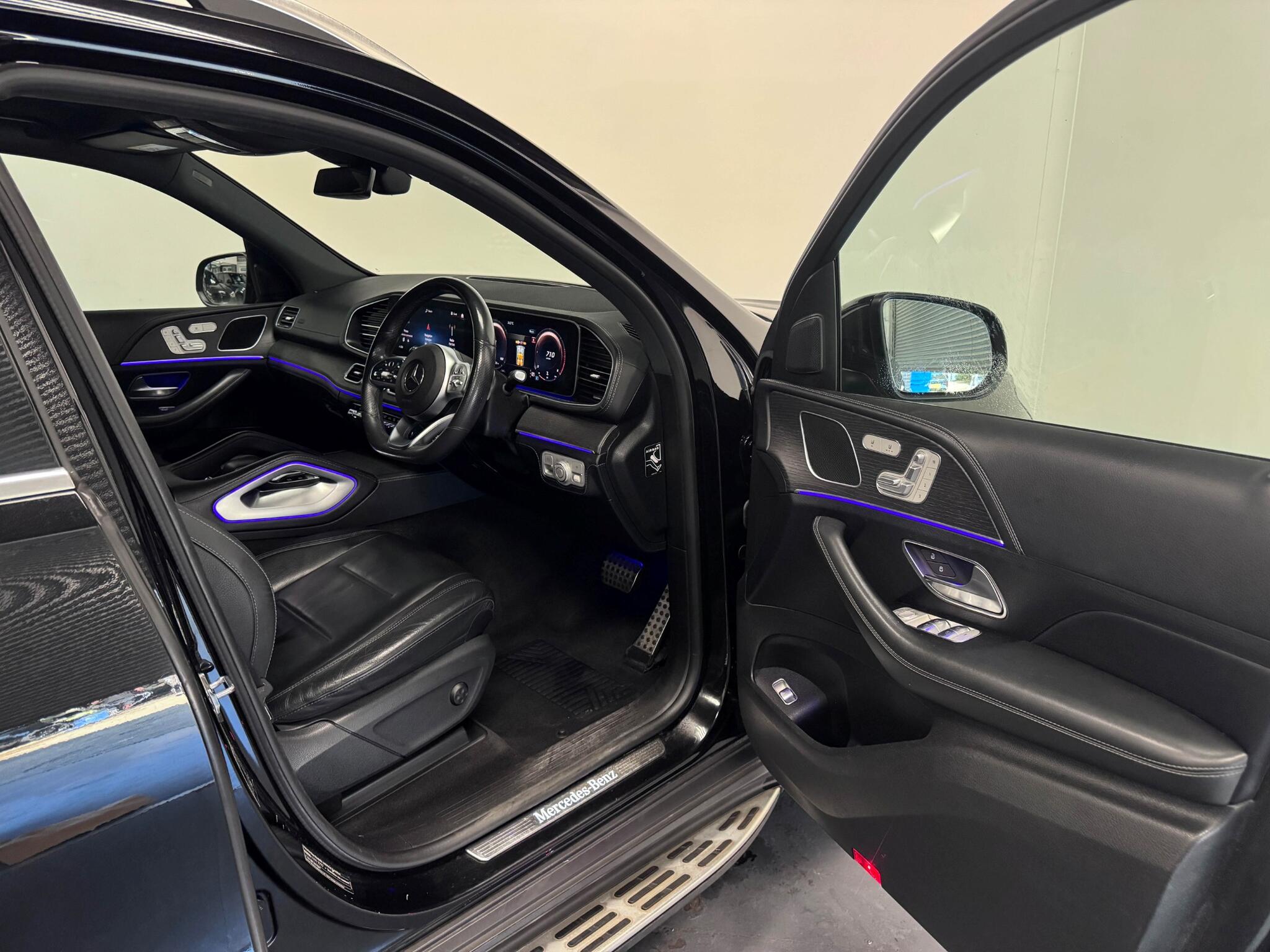 Mercedes-Benz GLE view 26