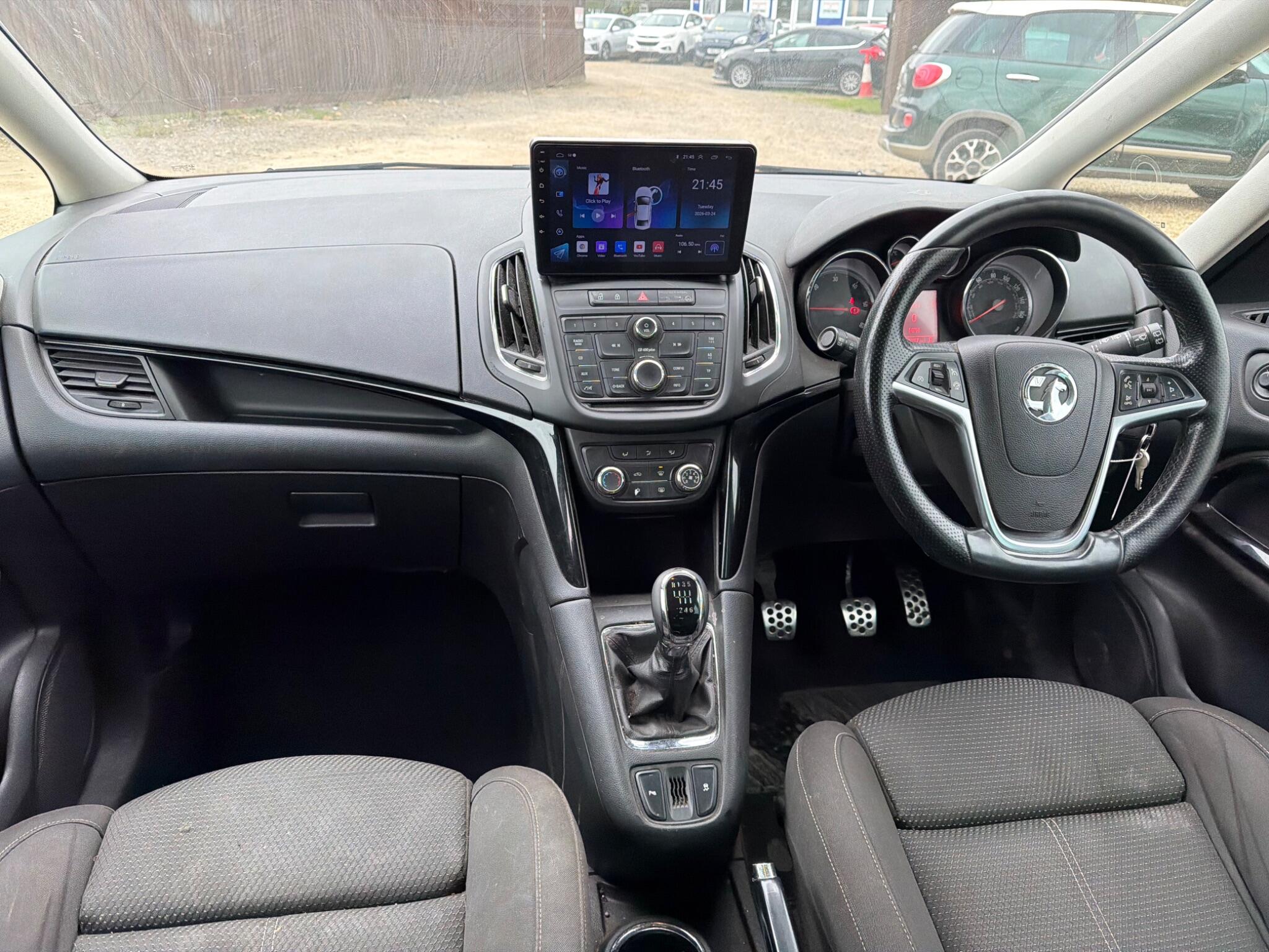 2013 Vauxhall Zafira Tourer 2.0 CDTi SRi Euro 5 5dr image 16