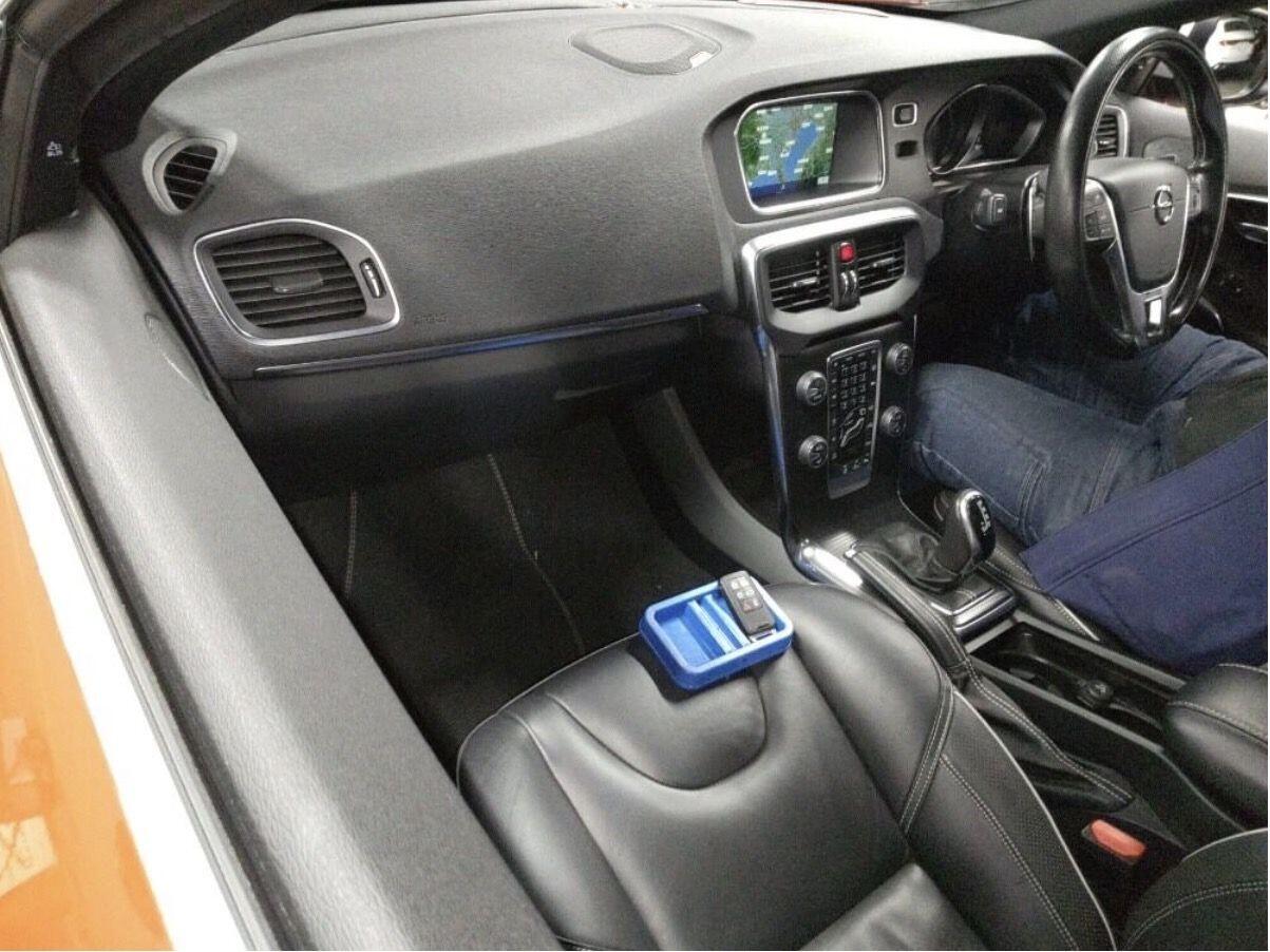 Volvo V40 view 5