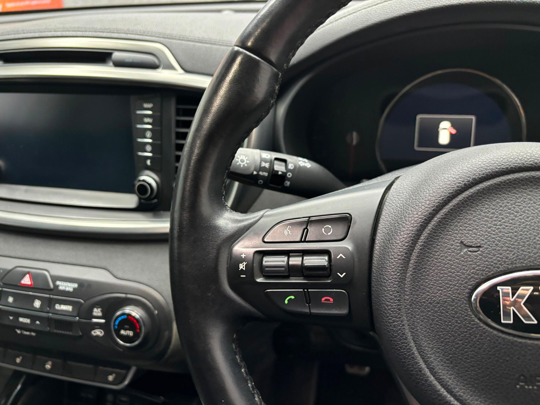 Kia Sorento view 11
