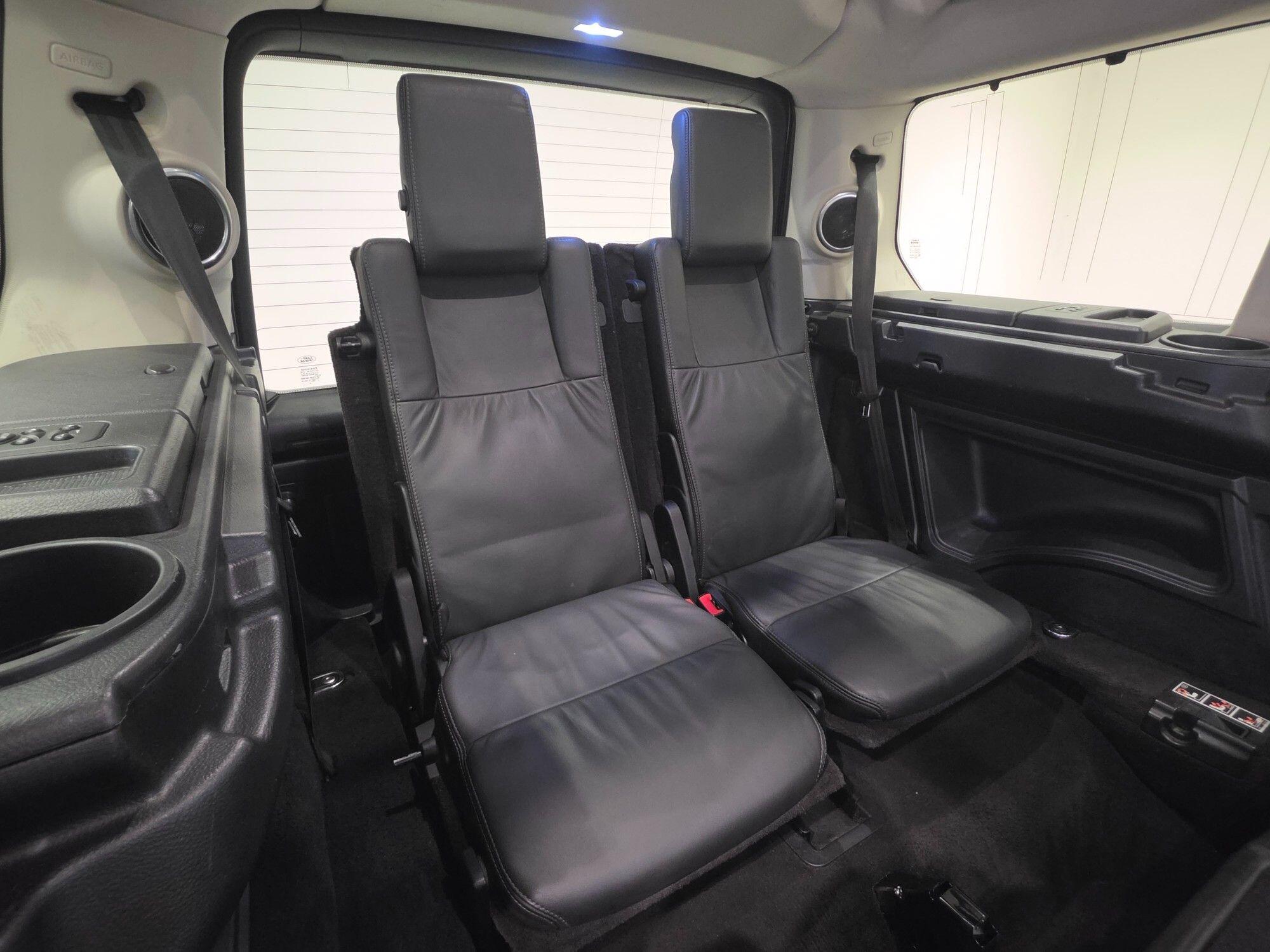 Land Rover Discovery view 103