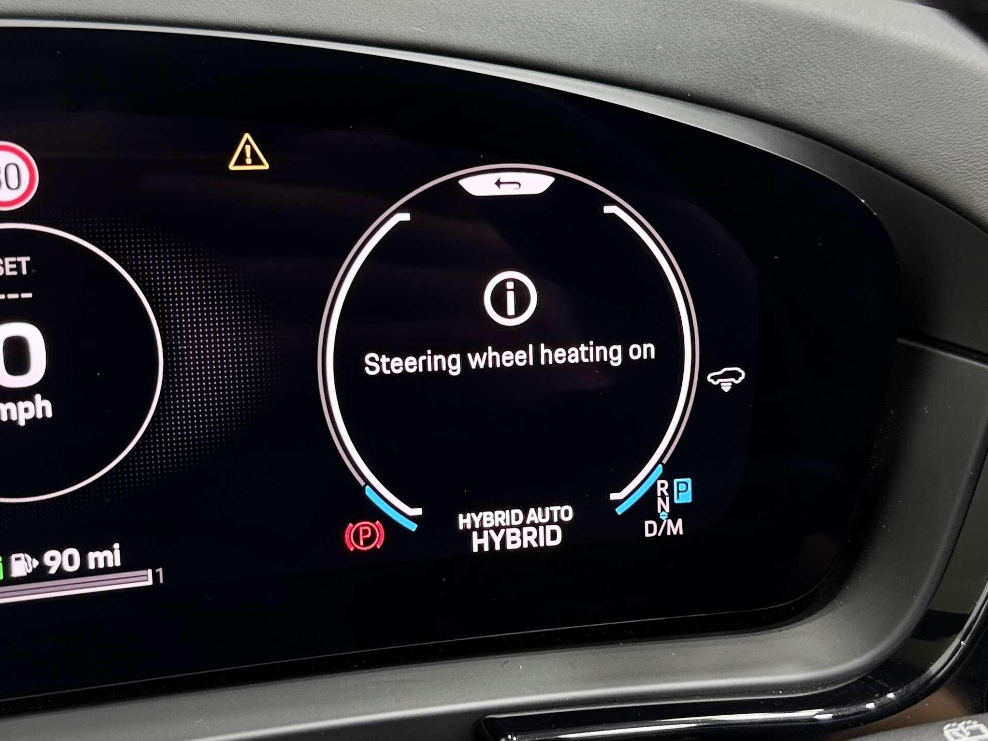 Porsche Cayenne view 22