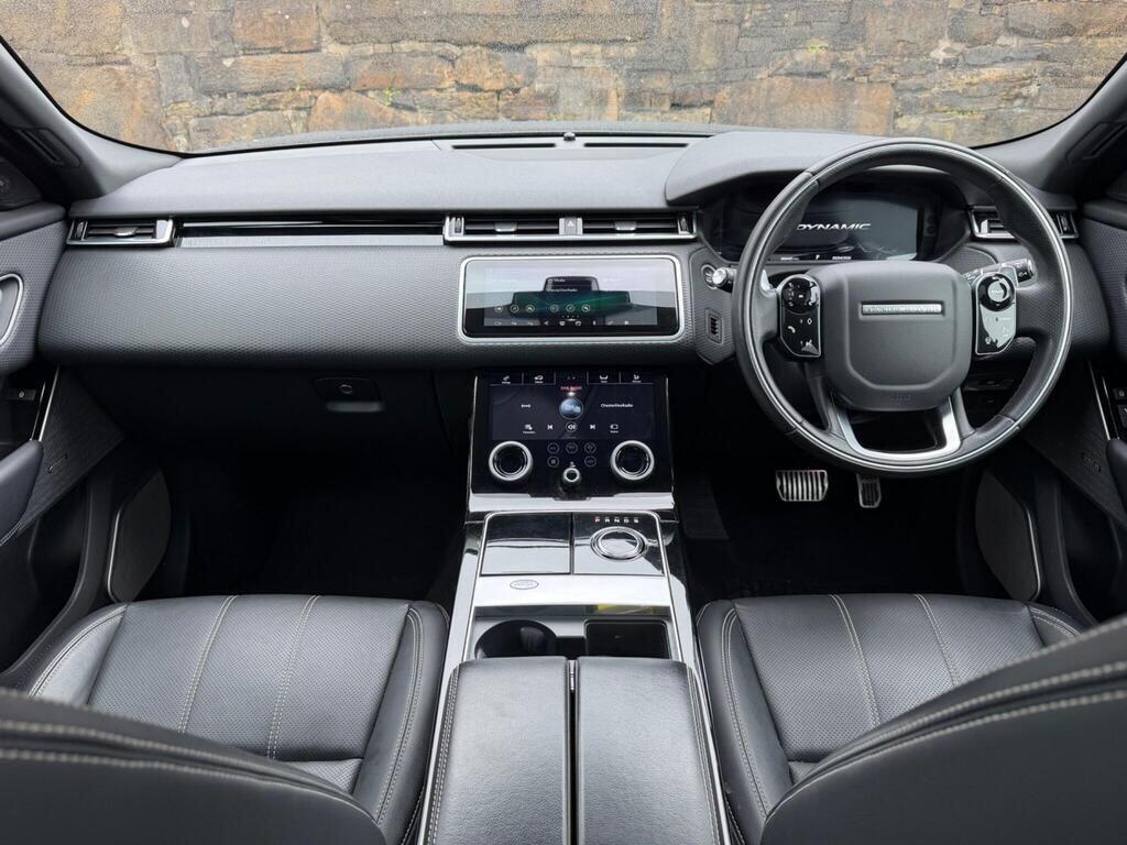 Land Rover Range Rover Velar view 11