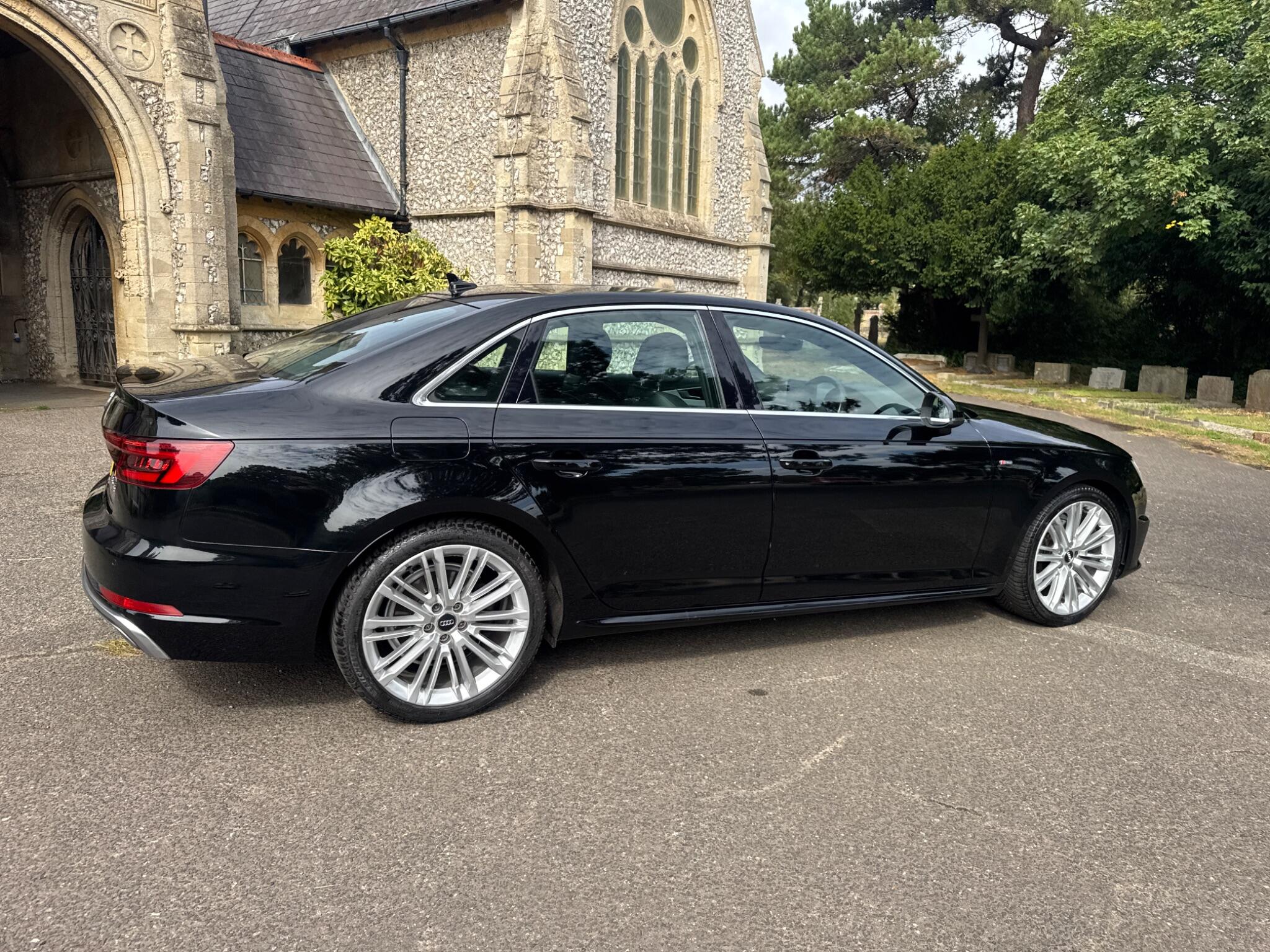 Audi A4 view 21