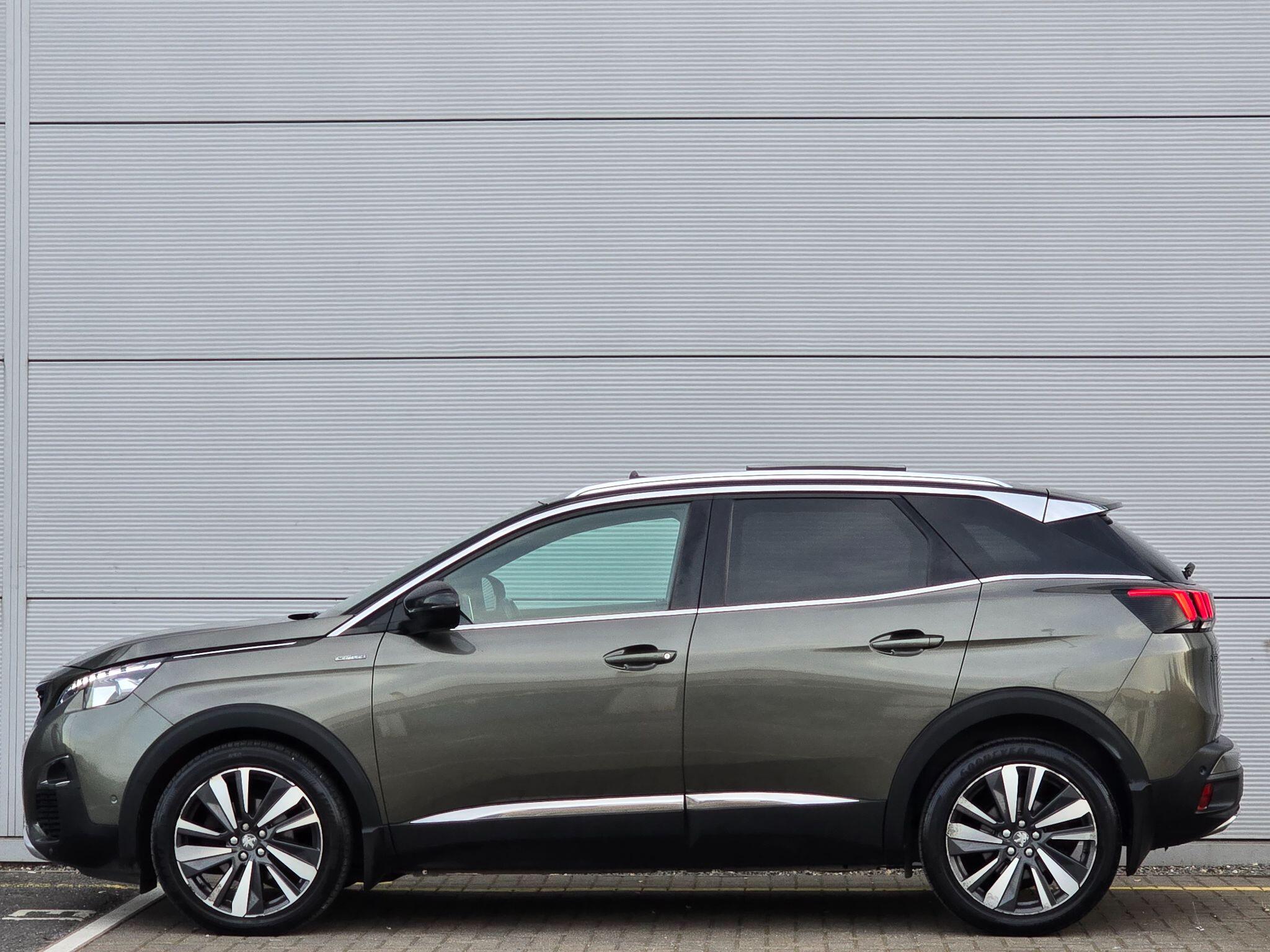 Peugeot 3008 view 8