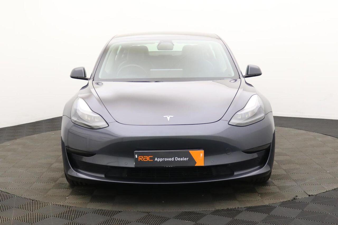Tesla Model 3 view 10