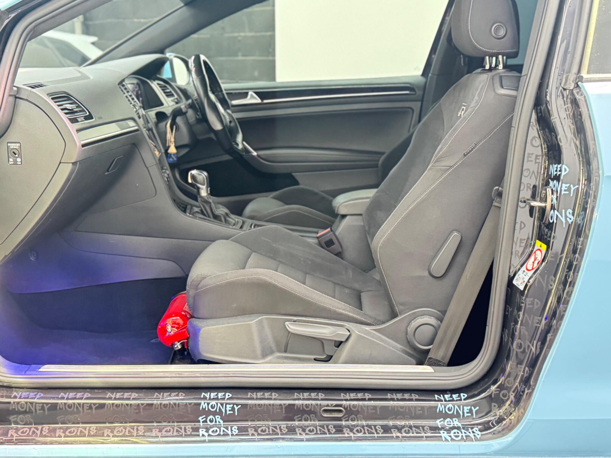 Volkswagen Golf view 37