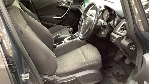 Vauxhall Astra view 11