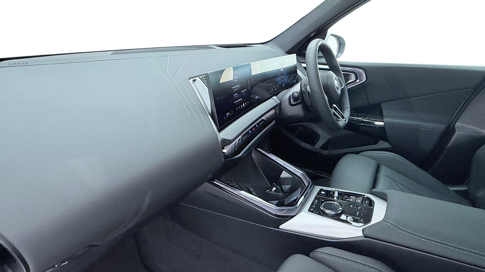 BMW X3 view 7