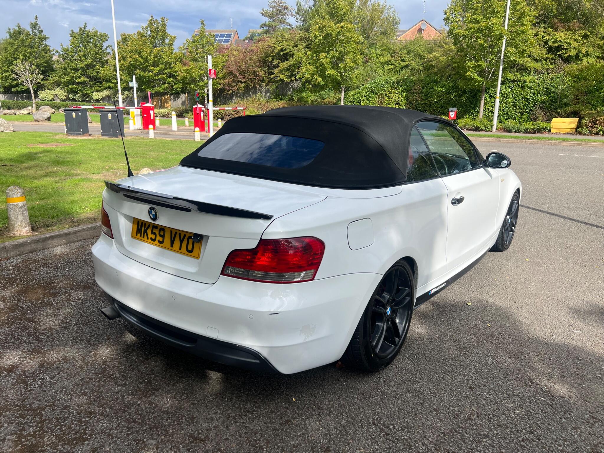 BMW 1 Series view 12