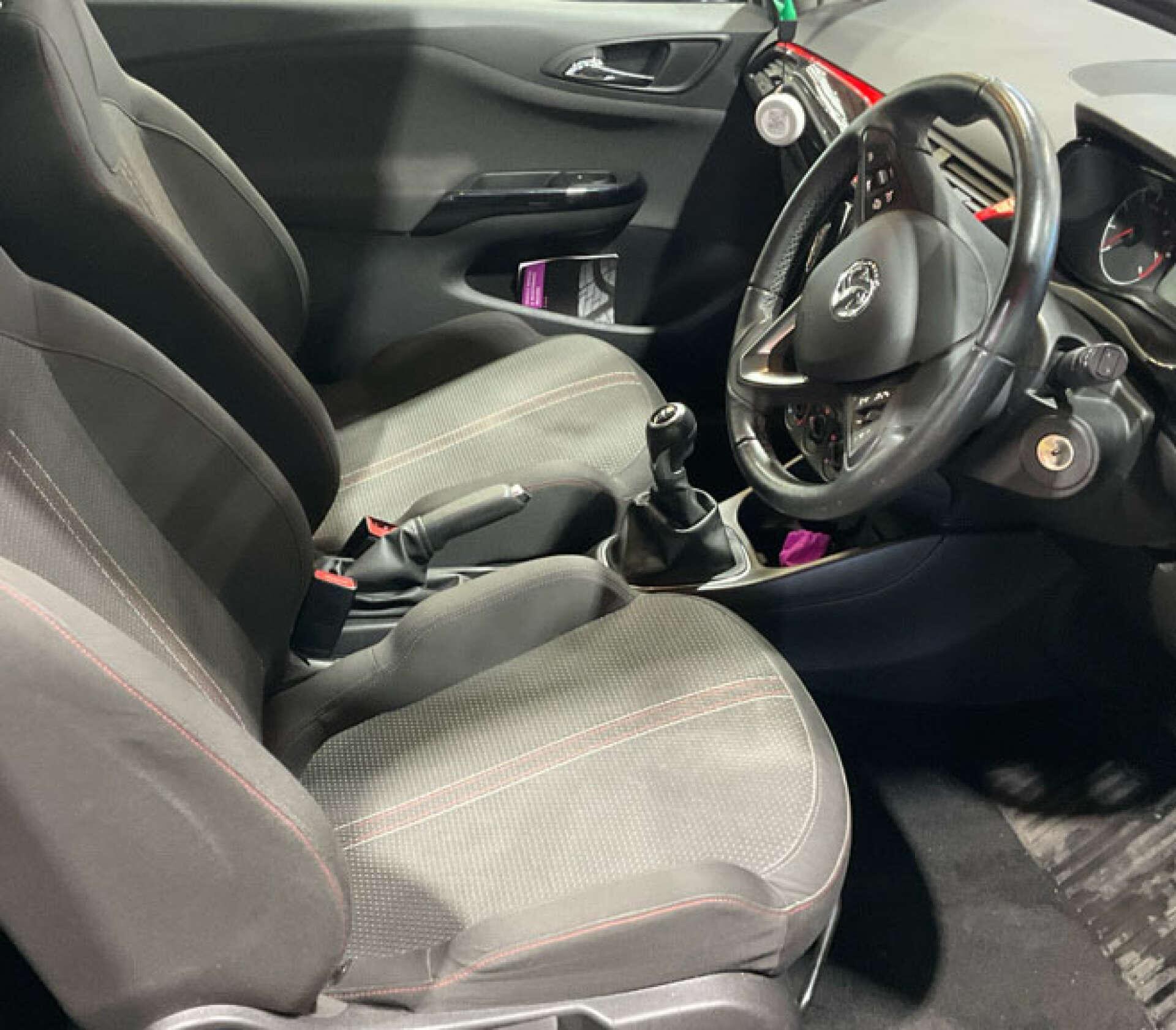 Vauxhall Corsa view 4