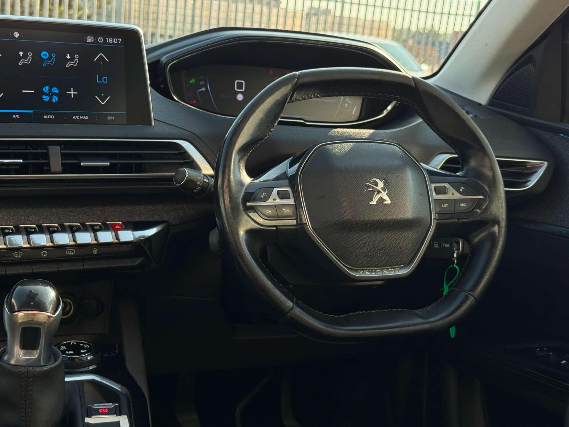 Peugeot 3008 view 38