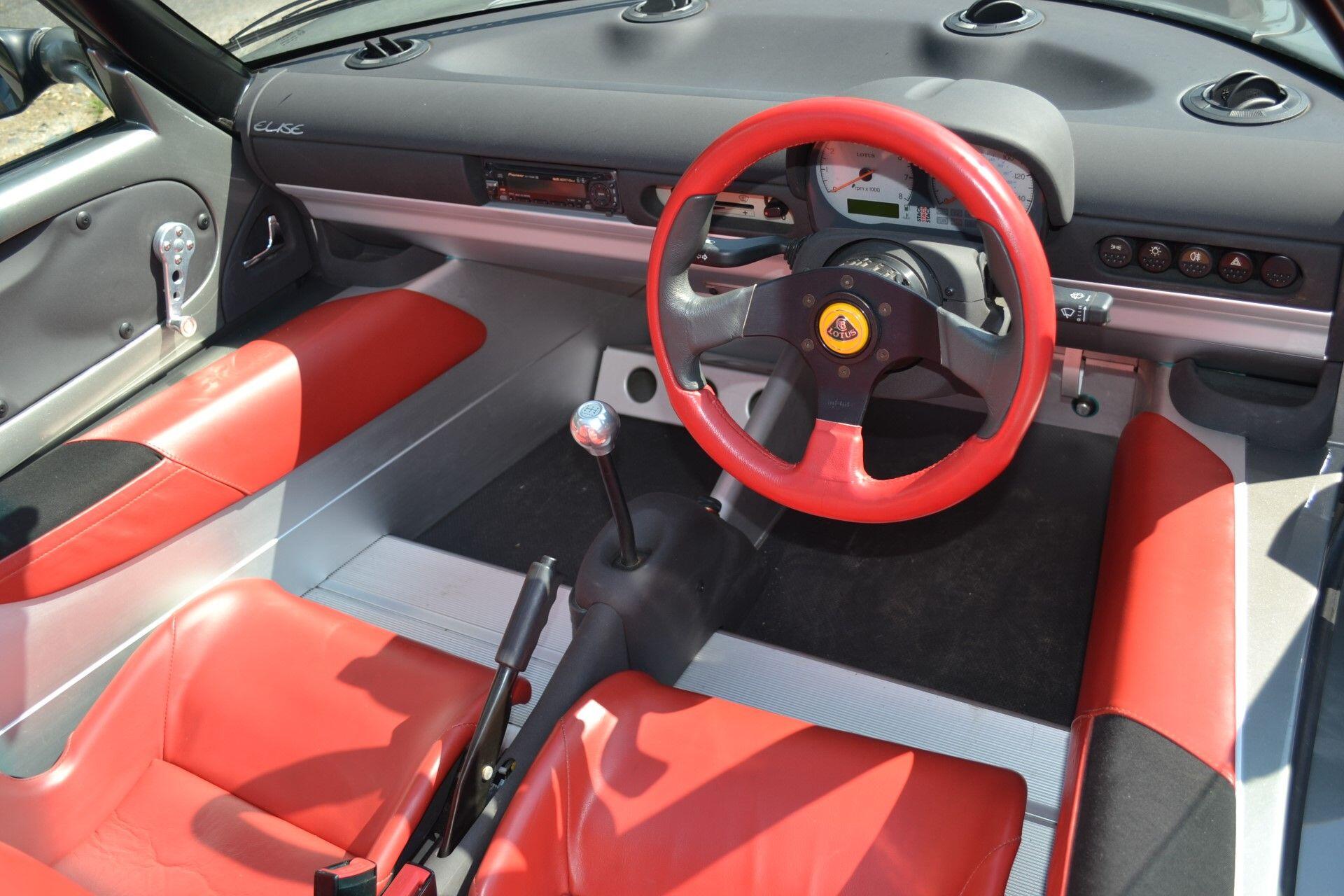 Lotus Elise view 17