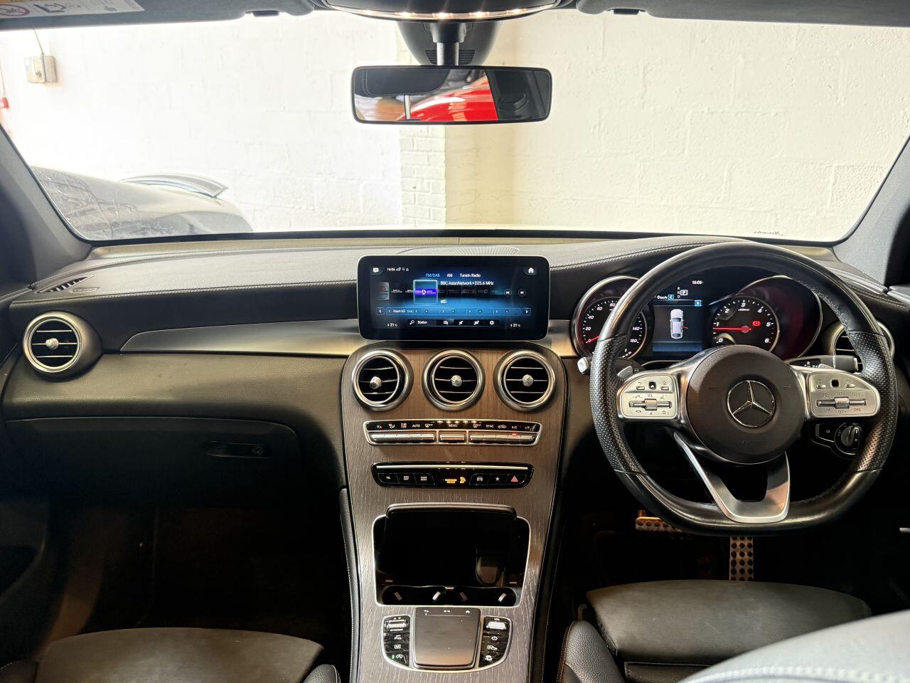 Mercedes-Benz GLC view 34