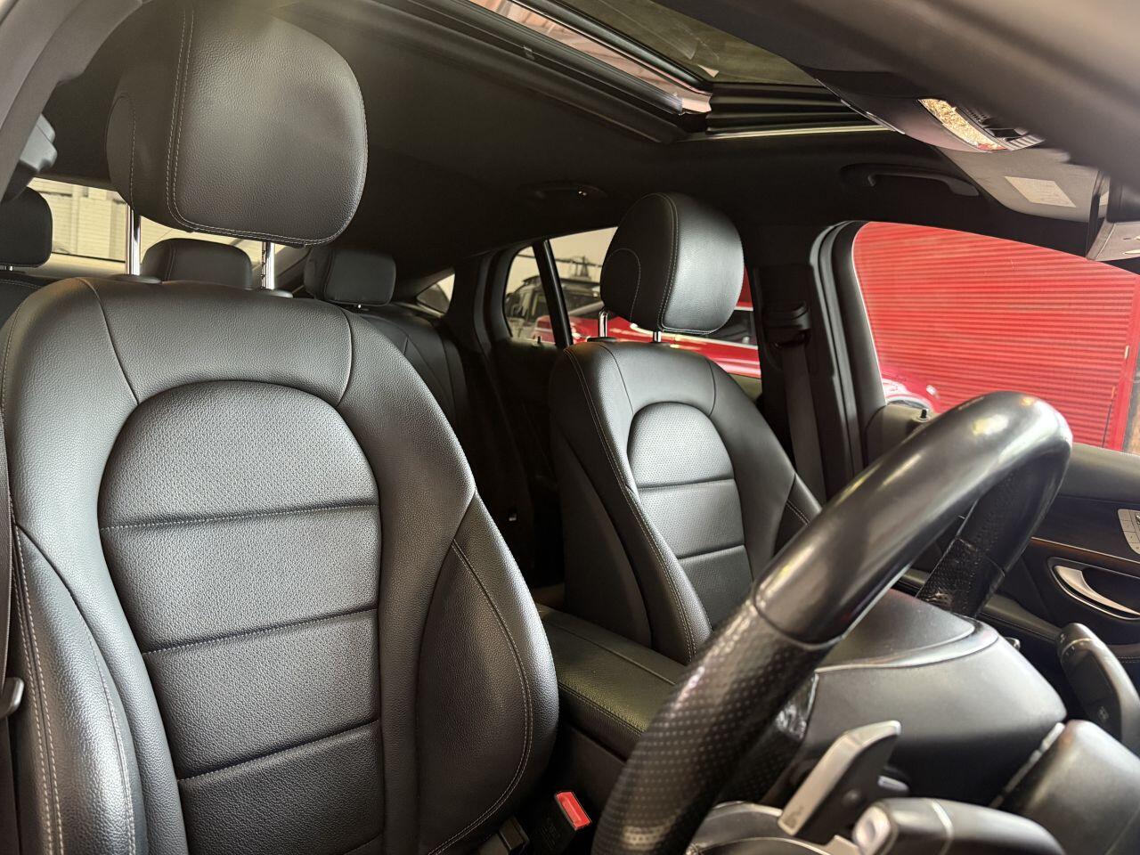 Mercedes-Benz GLC view 32