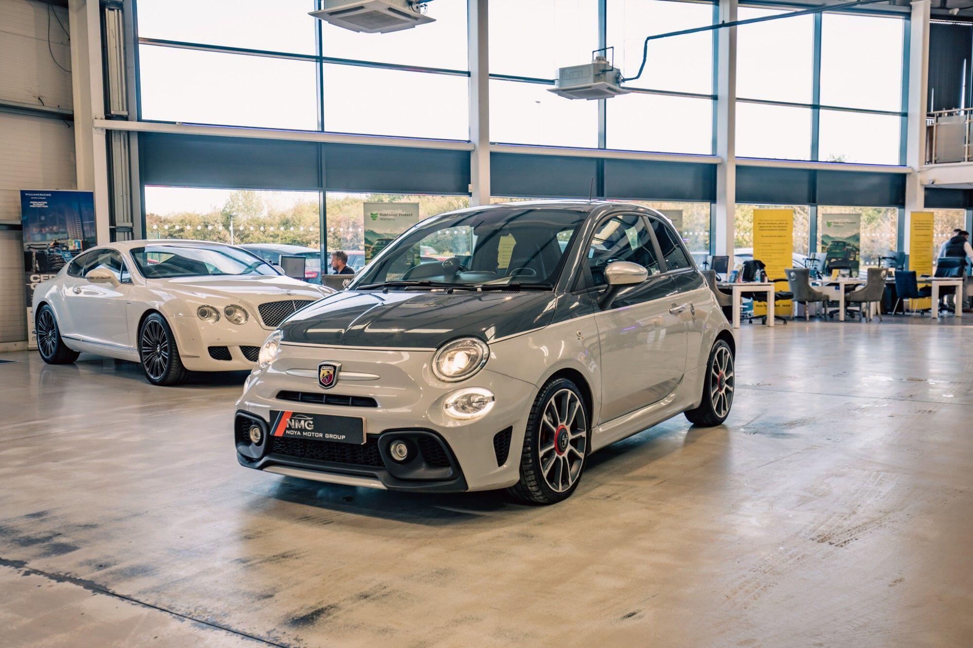 Abarth 595 view 24
