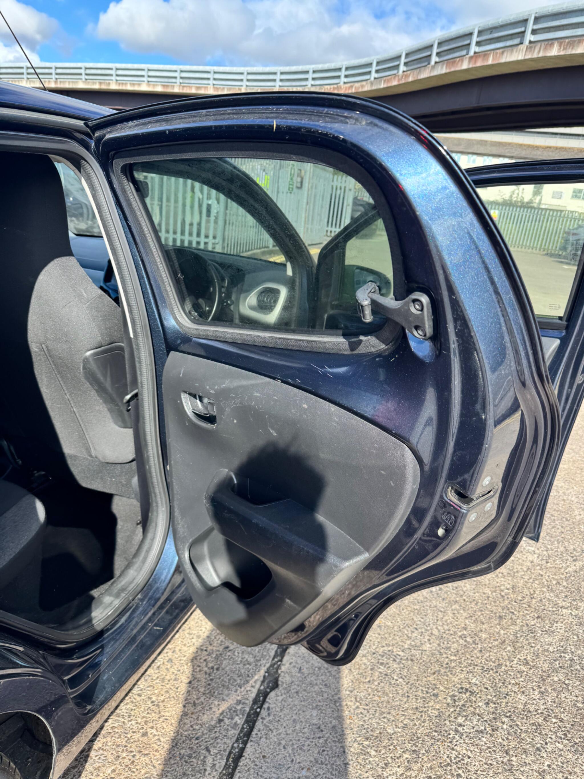Citroen C1 view 44