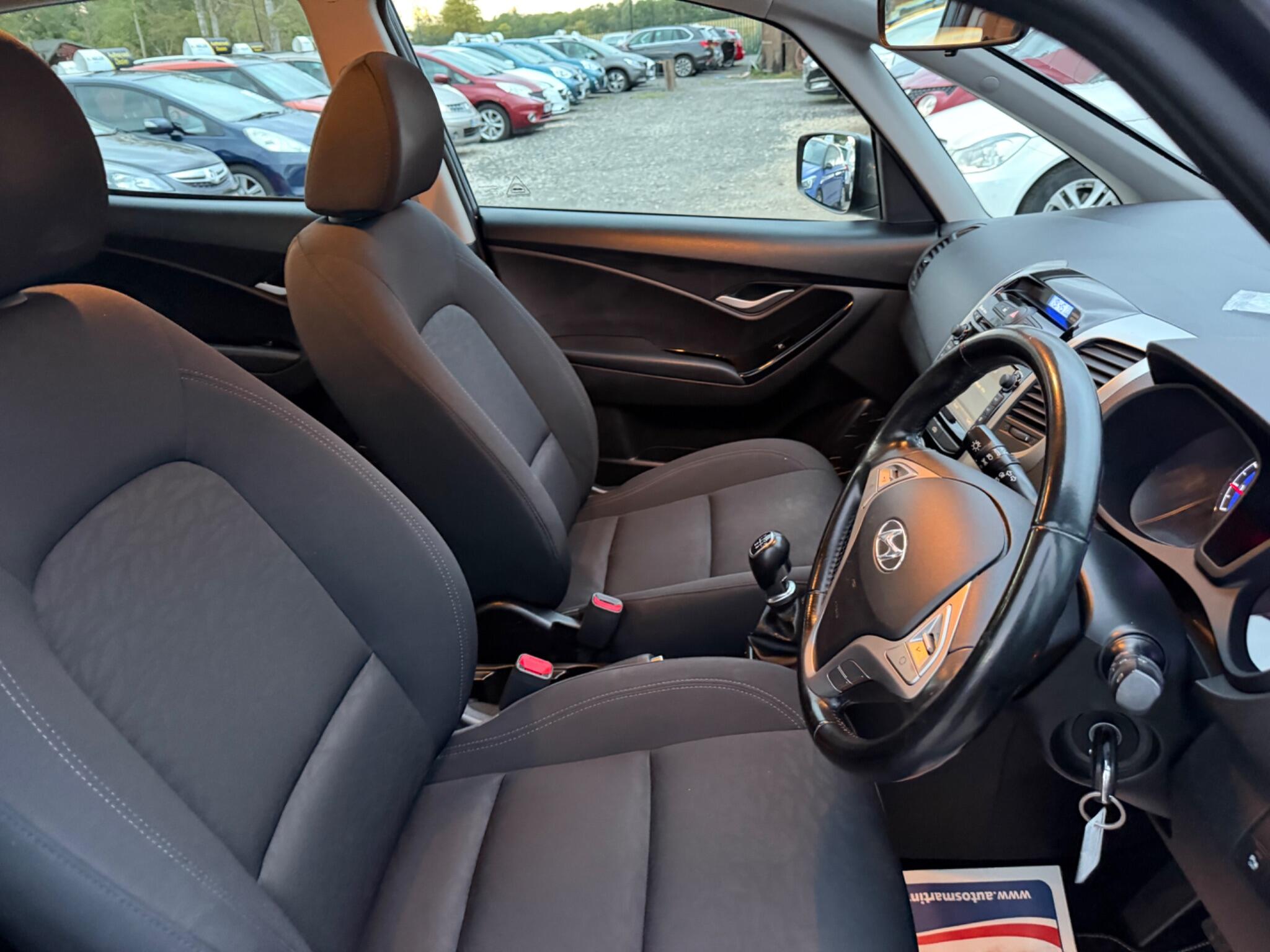Hyundai Ix20 view 25