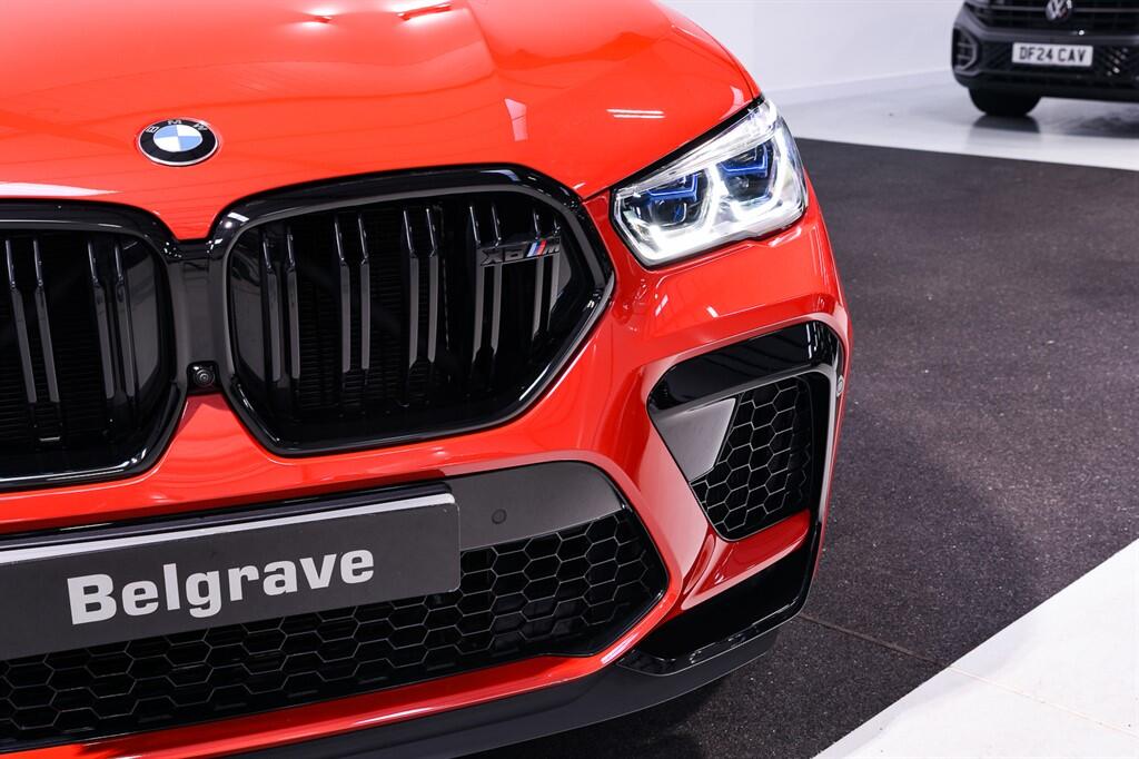 BMW X6 M view 11