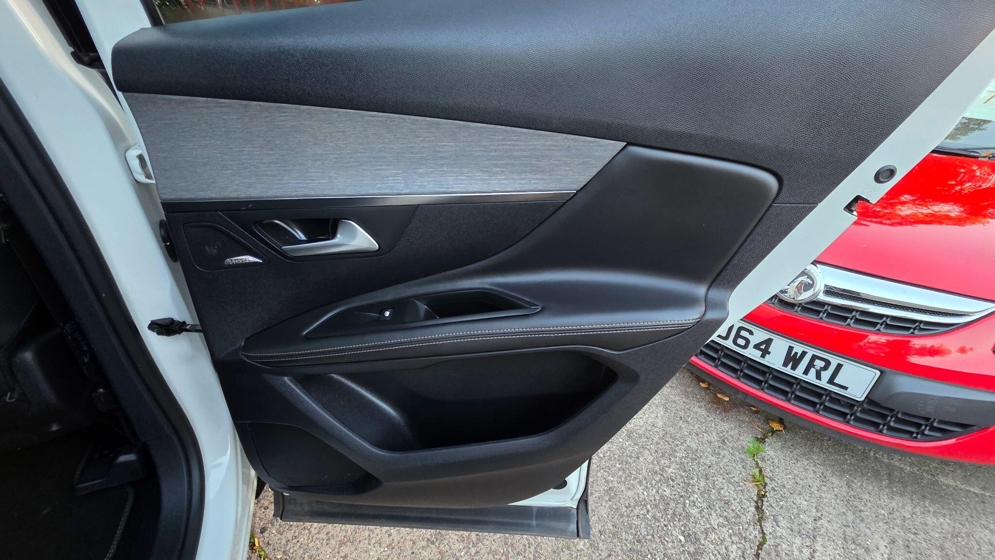Peugeot 3008 view 44