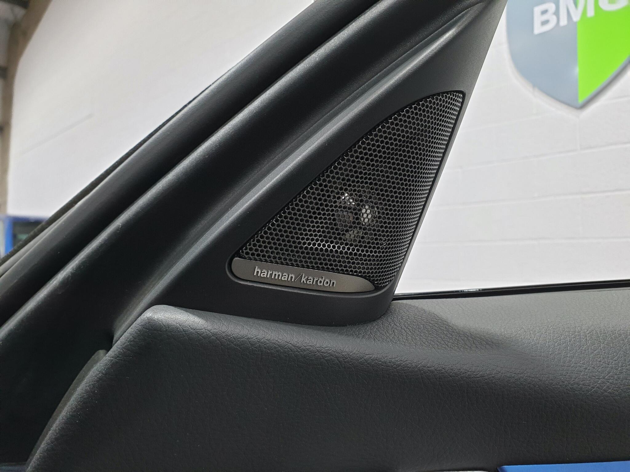 BMW 3 Series view 61