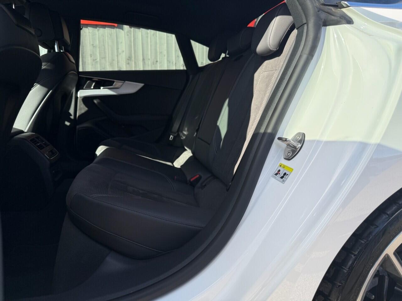 Audi A5 view 29