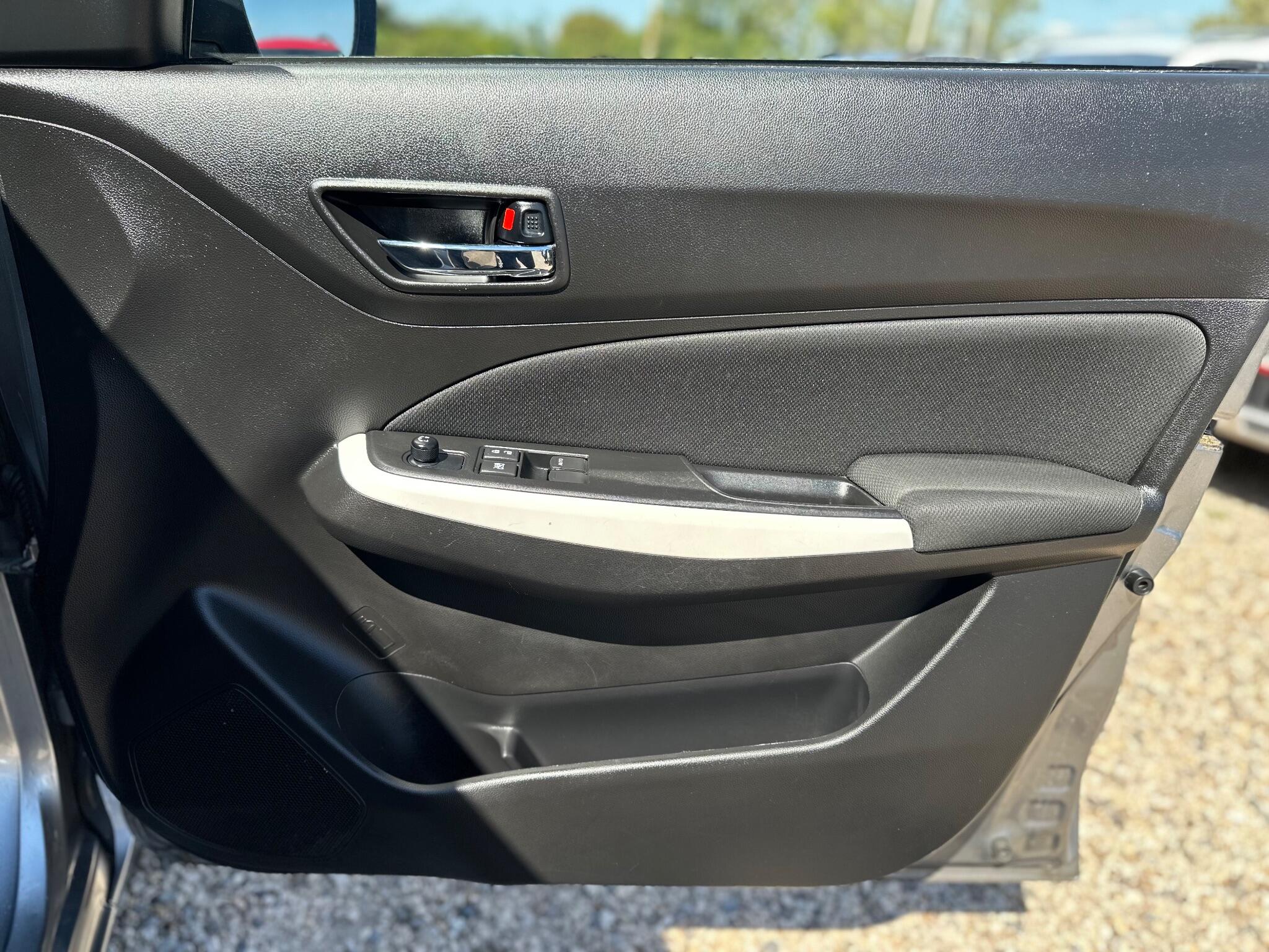 Suzuki Swift view 50
