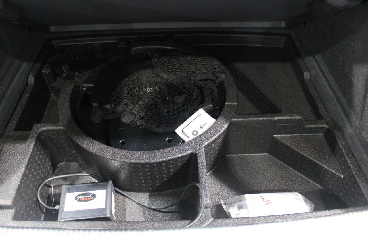 Audi RS Q3 view 23