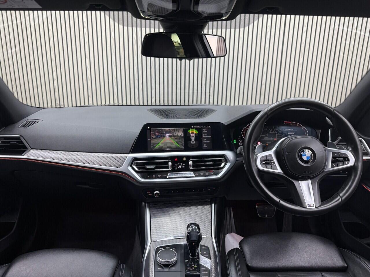 BMW 3 Series view 8