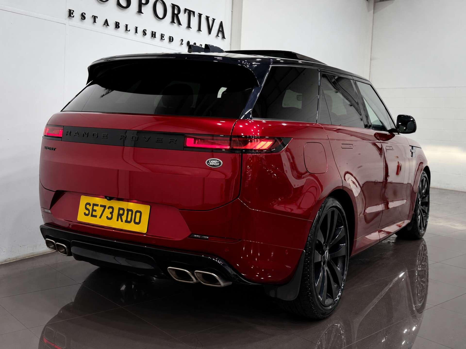 Land Rover Range Rover Sport view 4