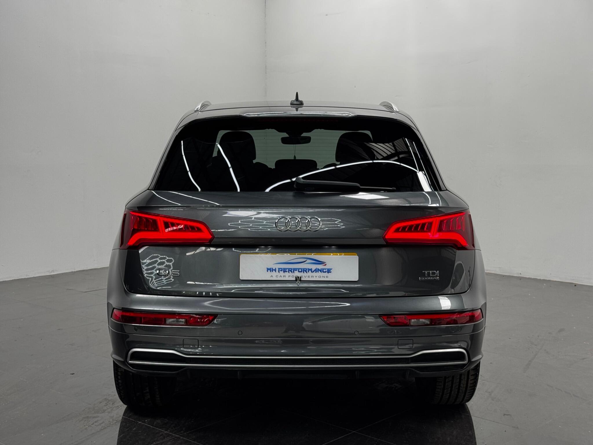 Audi Q5 view 61
