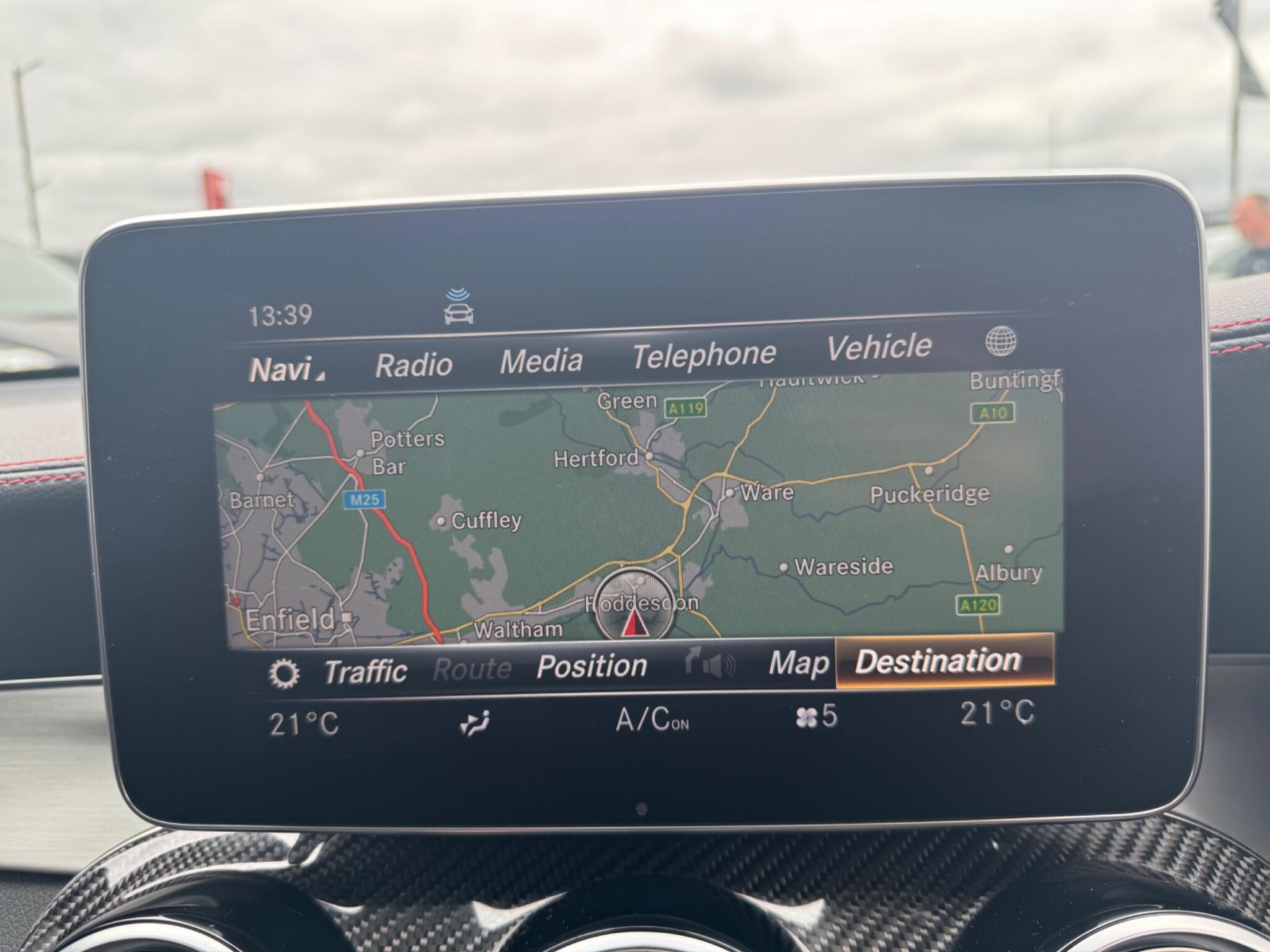 Mercedes-Benz GLC view 44