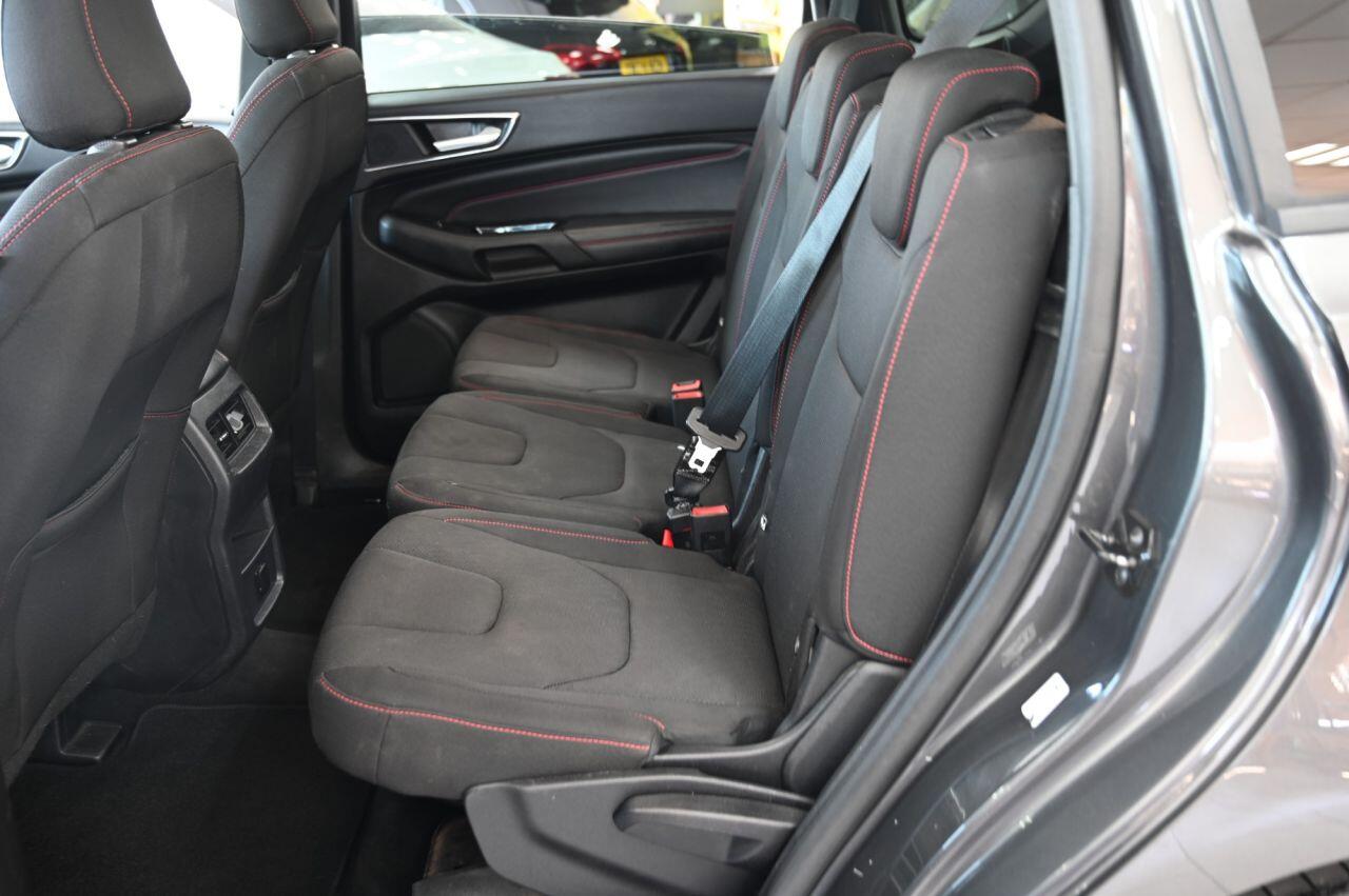 Ford S-Max view 15
