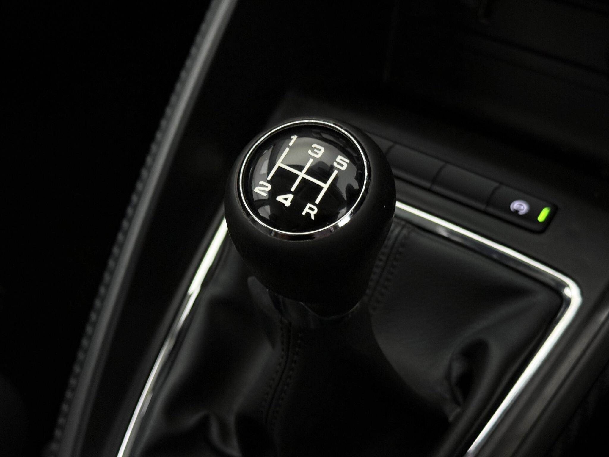 MG ZS view 19