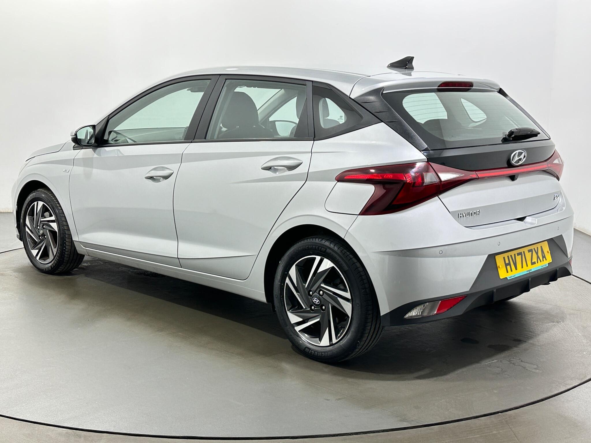 Hyundai i20 view 6