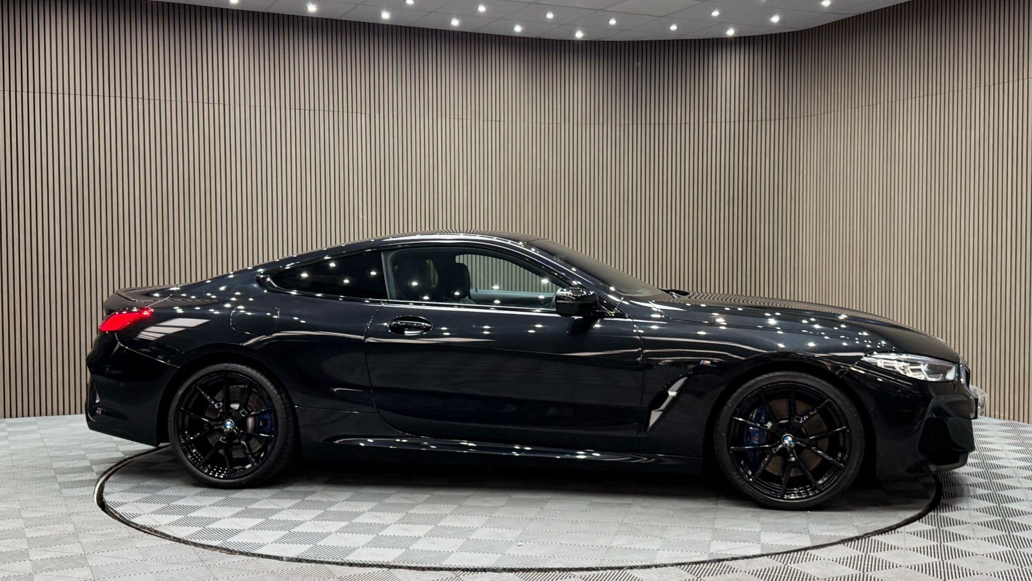 BMW 8 Series view 40