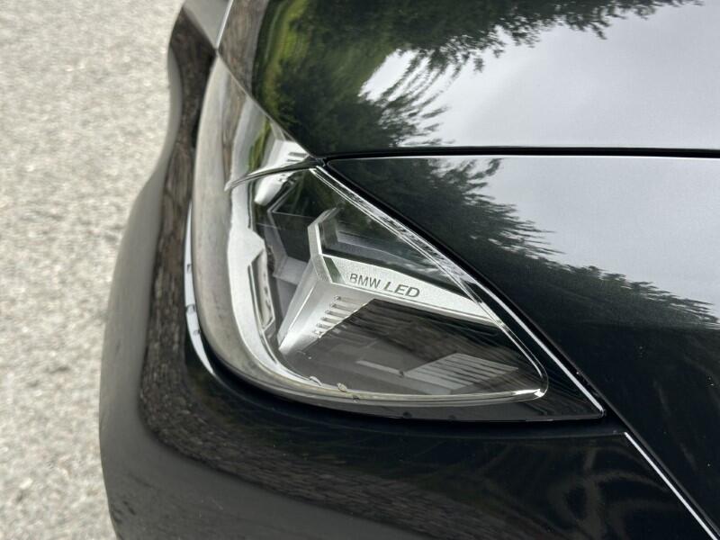 BMW i4 view 75