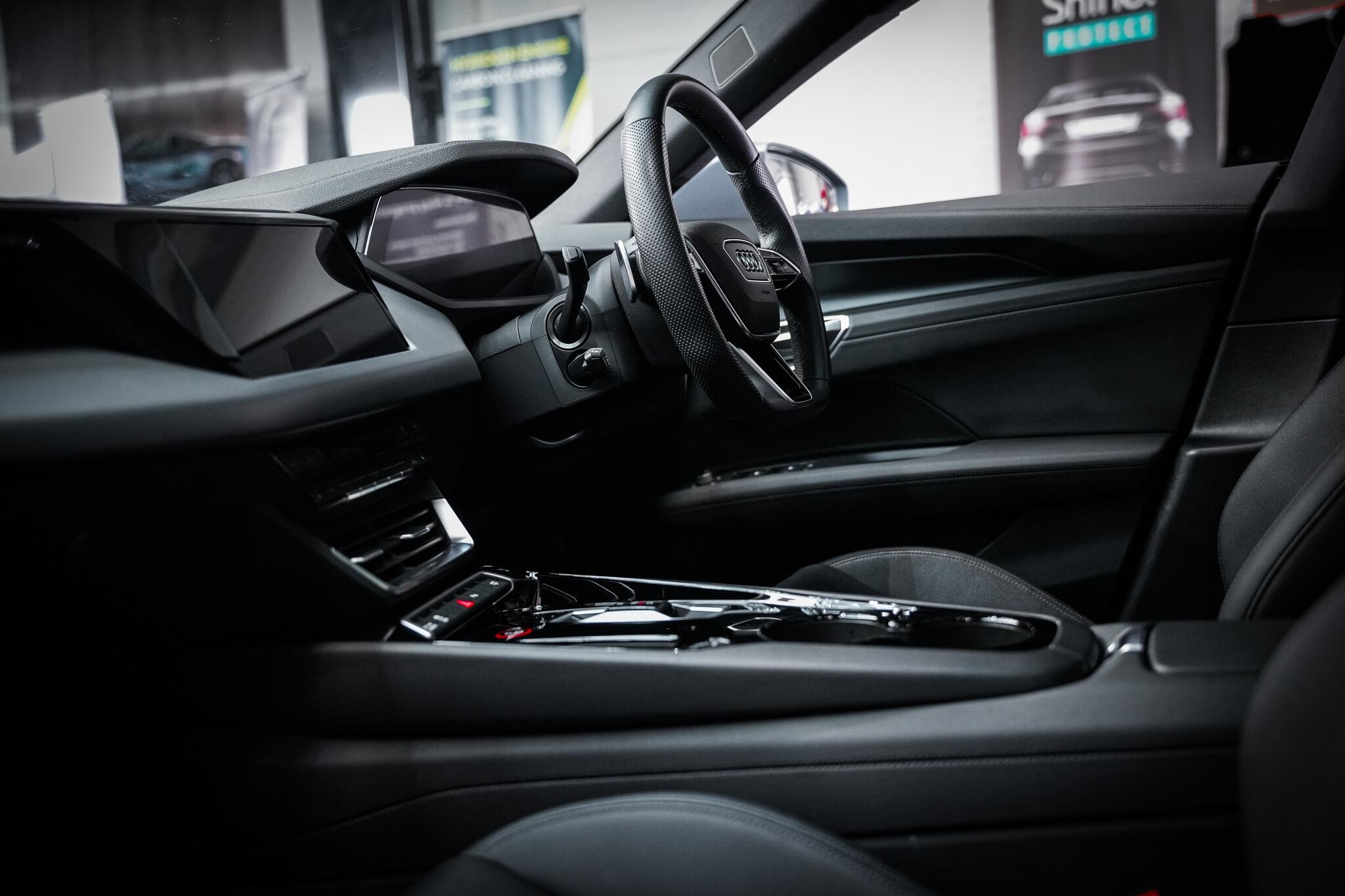 Audi e-tron GT view 3