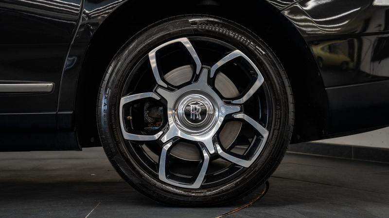 Rolls-Royce Cullinan view 14