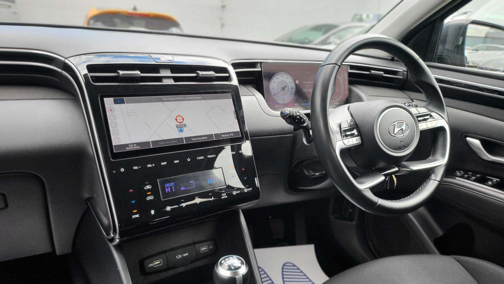 Hyundai Tucson view 12