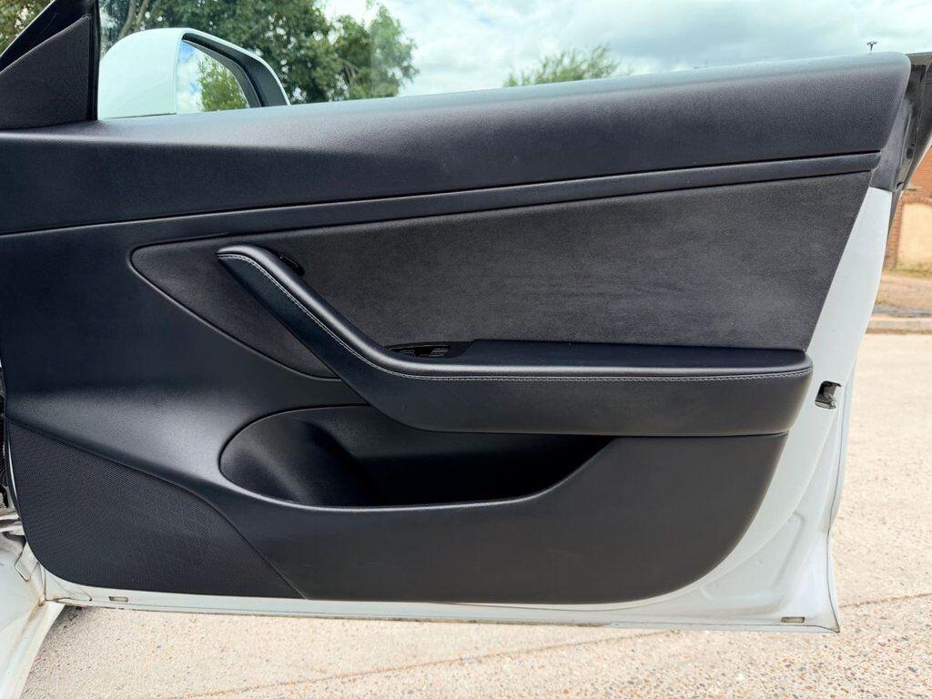 Tesla Model 3 view 14