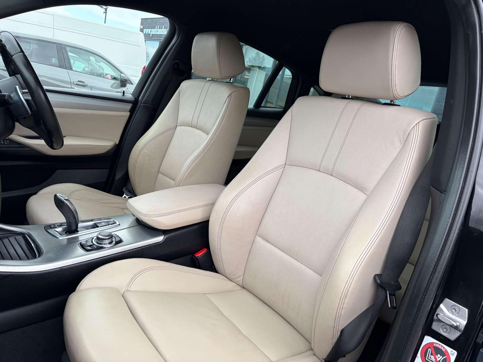 BMW X4 view 17