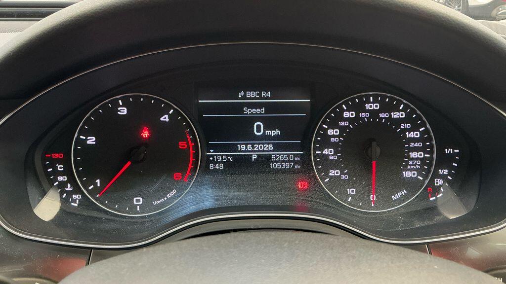 Audi A6 Avant view 11
