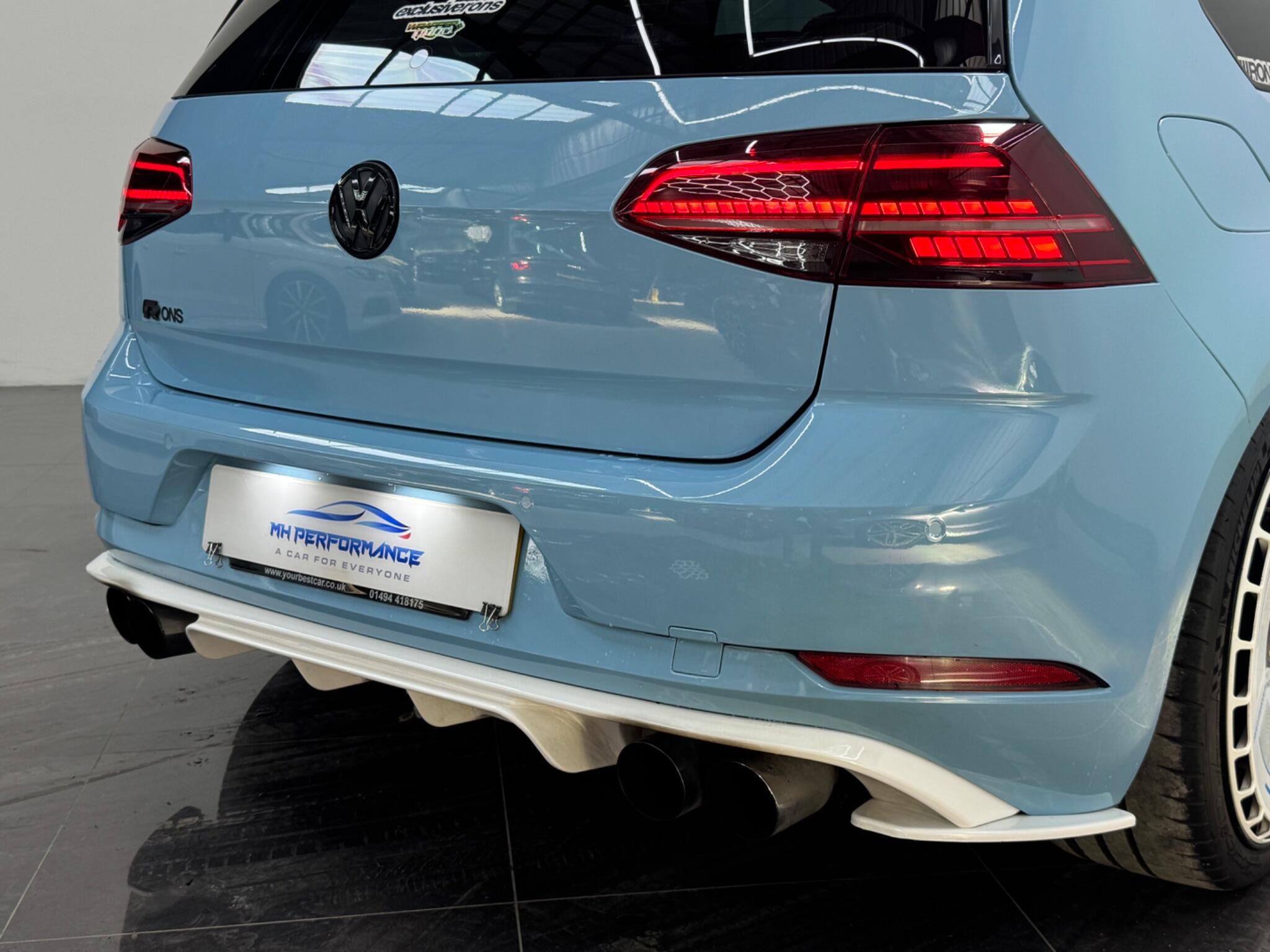 Volkswagen Golf view 10