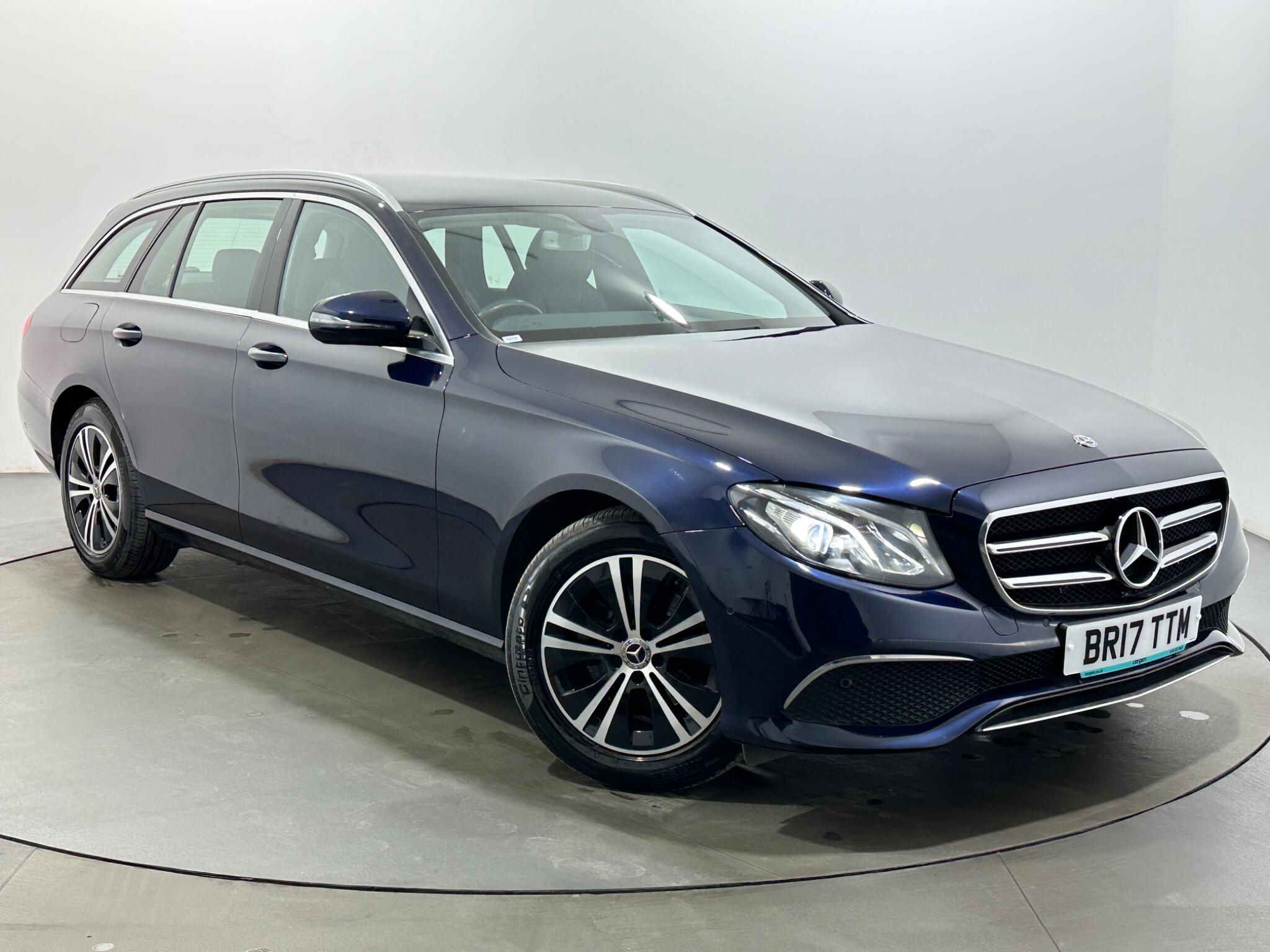 Mercedes-Benz E-Class view 56