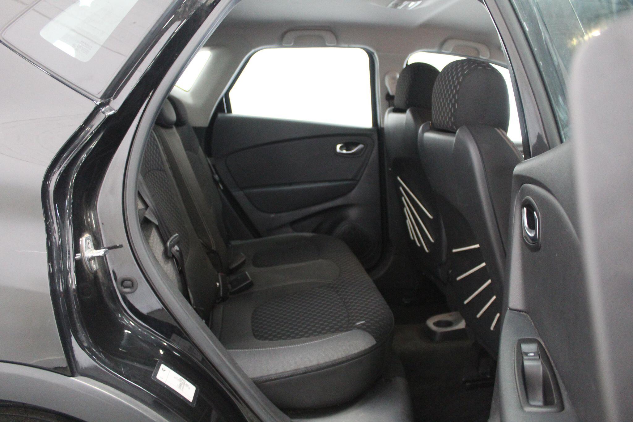 Renault Captur view 48