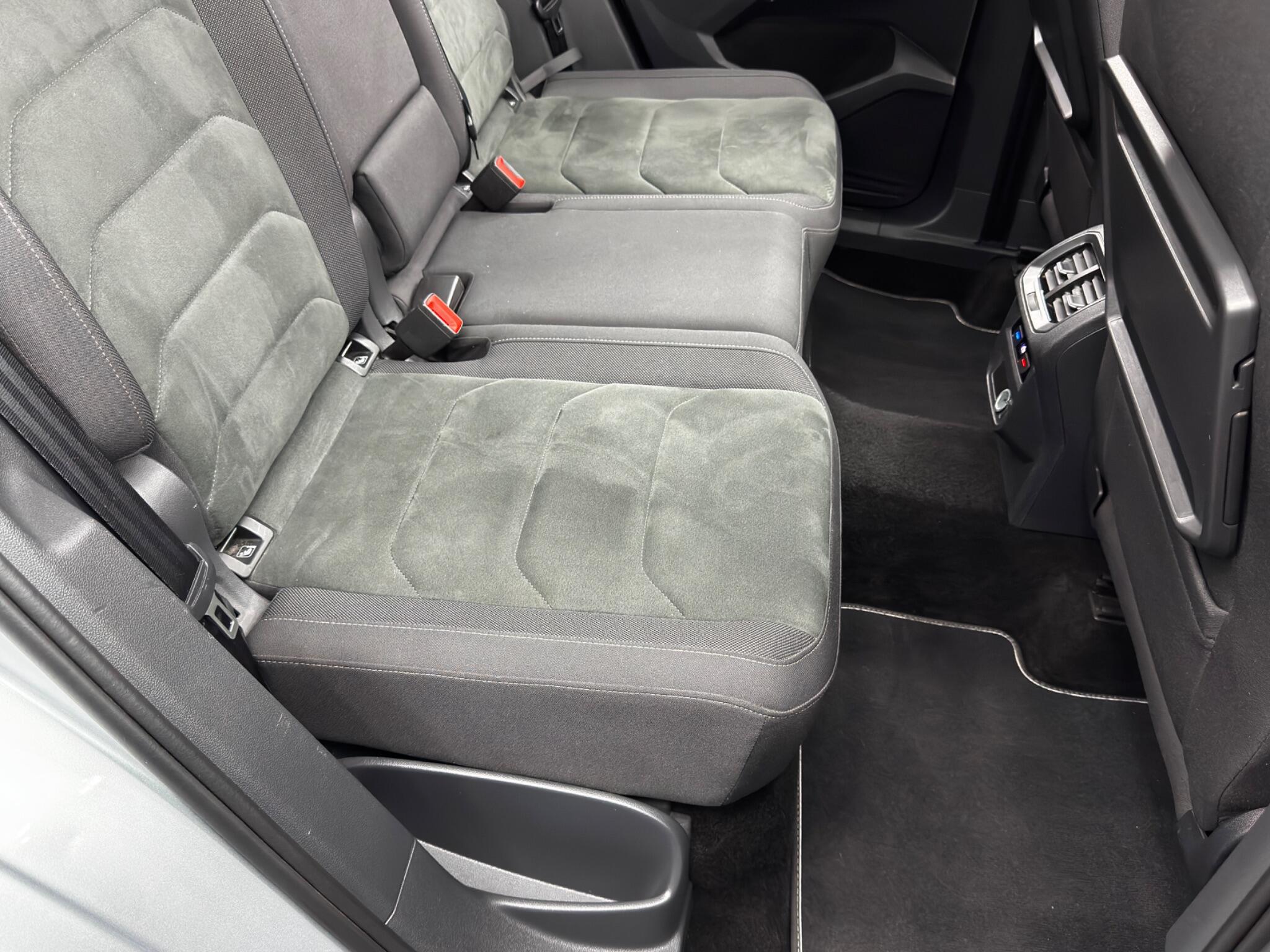 Volkswagen Tiguan view 16