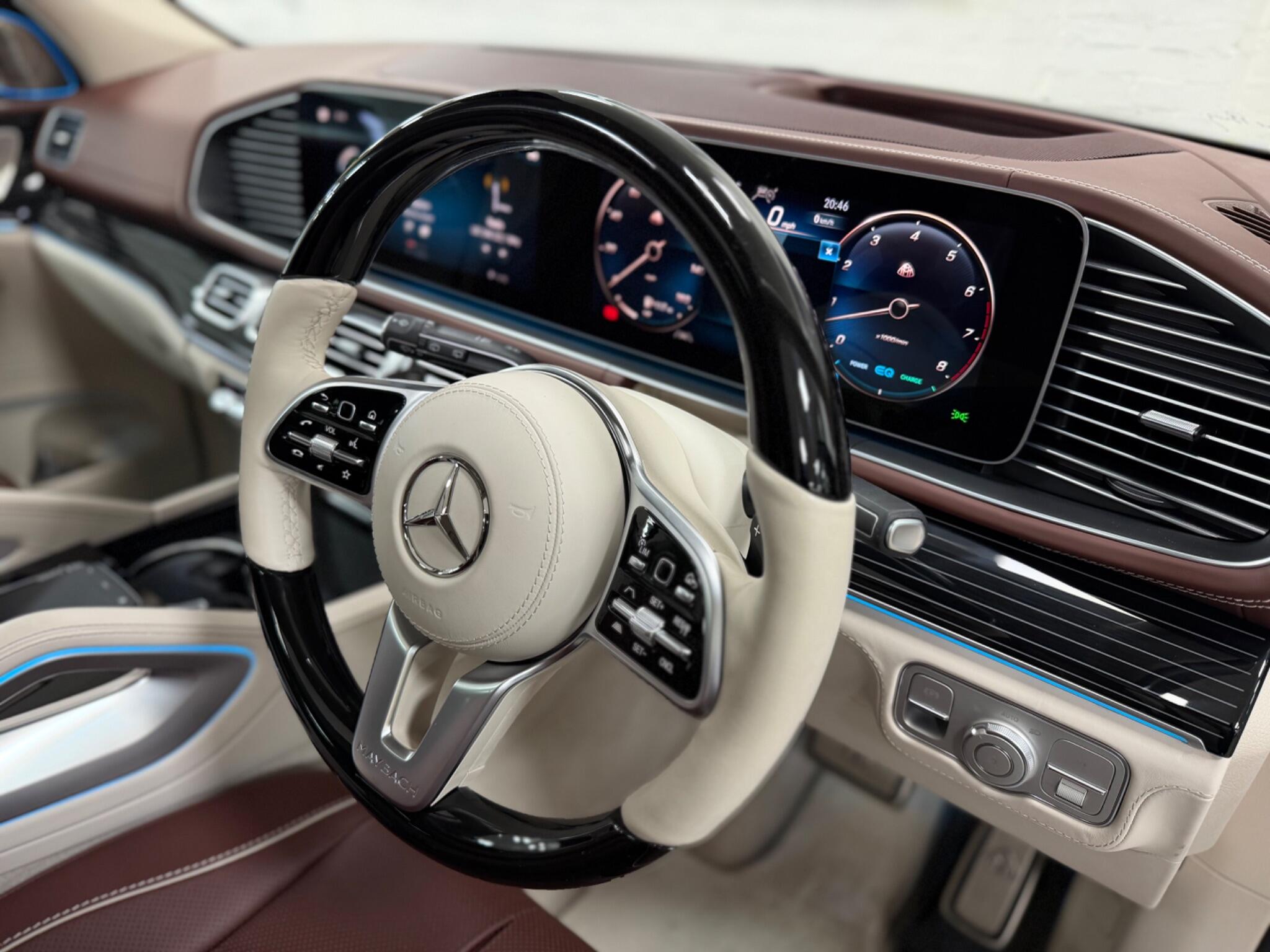 Mercedes-Benz GLS view 26